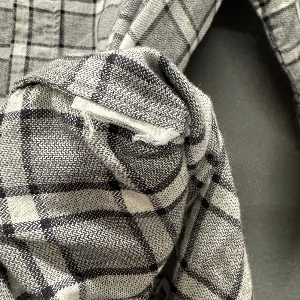 Frank & Eileen Grayson Shirt Gray Plaid Italian Flannel Button Up Womens Small‎